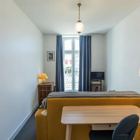 Le Clos Bleu بيت للعطل *